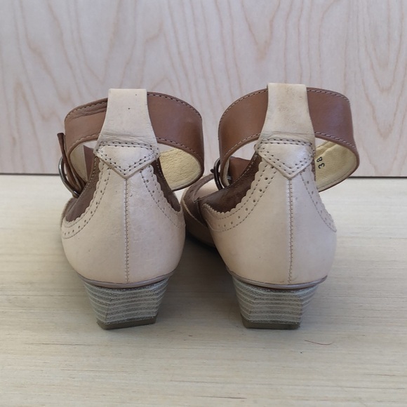 “Hispanitas” Leather open toe sandals. US7.5/EU38 - Picture 7 of 9